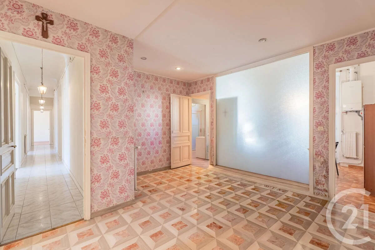 Appartement à NICE