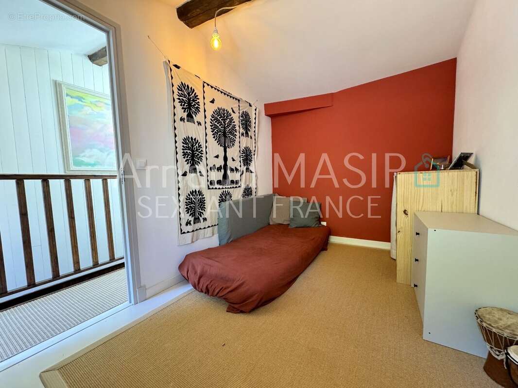 Maison à SOUGRAIGNE