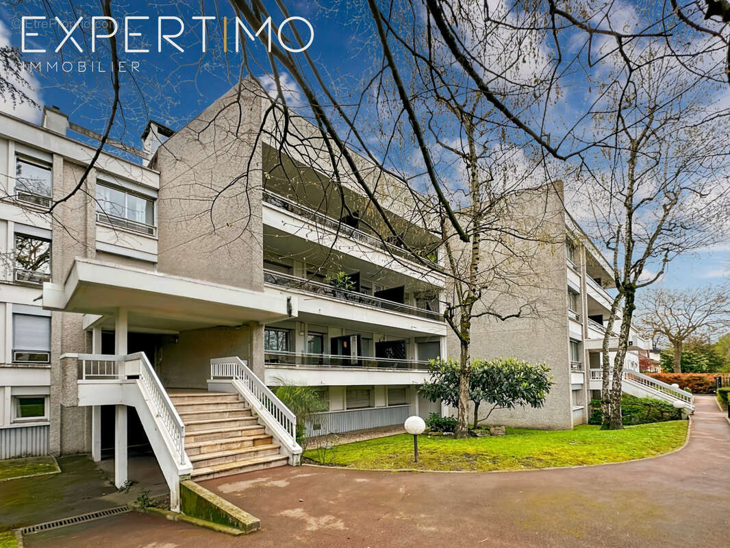 Appartement à SAINT-GRATIEN
