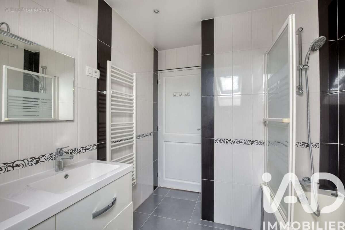 Photo 2 - Maison à VILLENNES-SUR-SEINE
