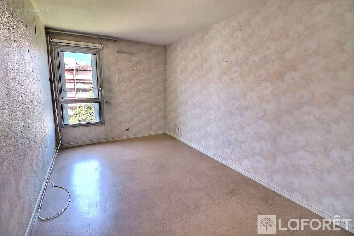 Appartement à HYERES