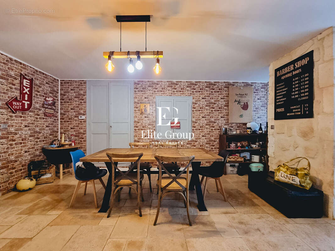 Maison à CHATEAUNEUF-SUR-CHARENTE