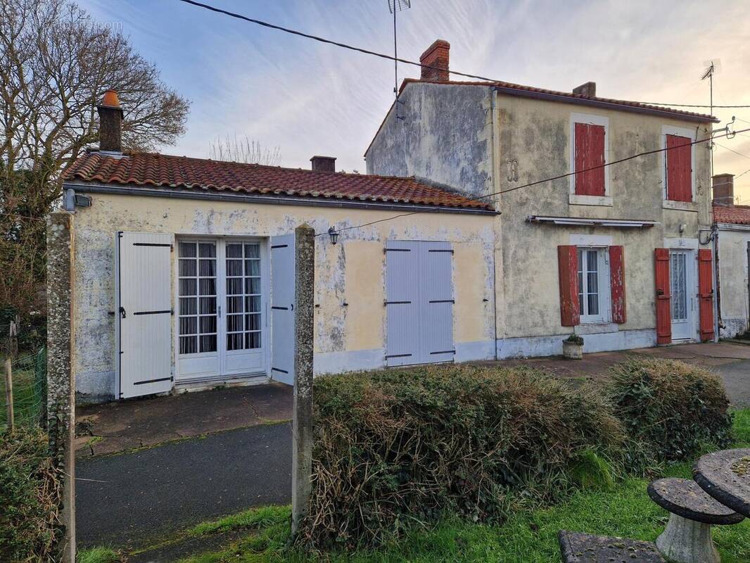 Photo 1 - Maison à L'ILE-D'ELLE