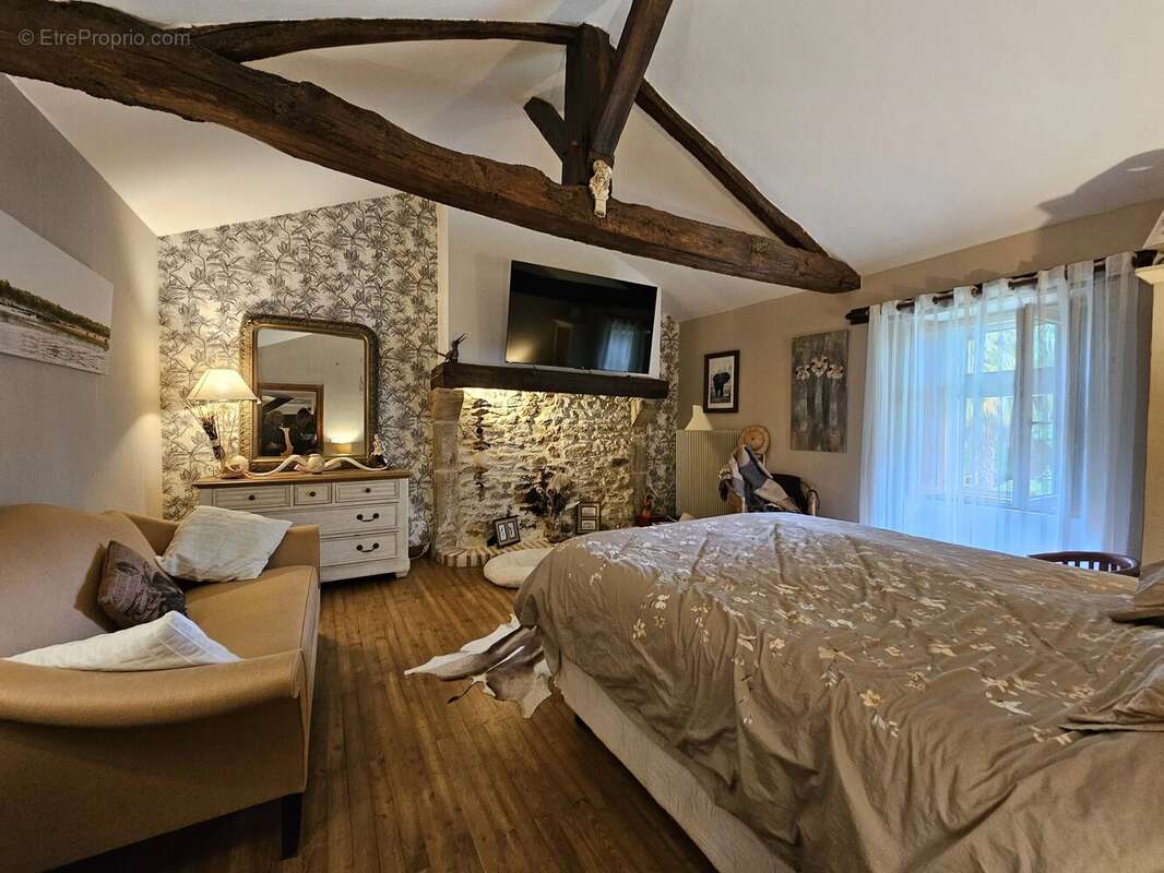 Maison à MAZEROLLES