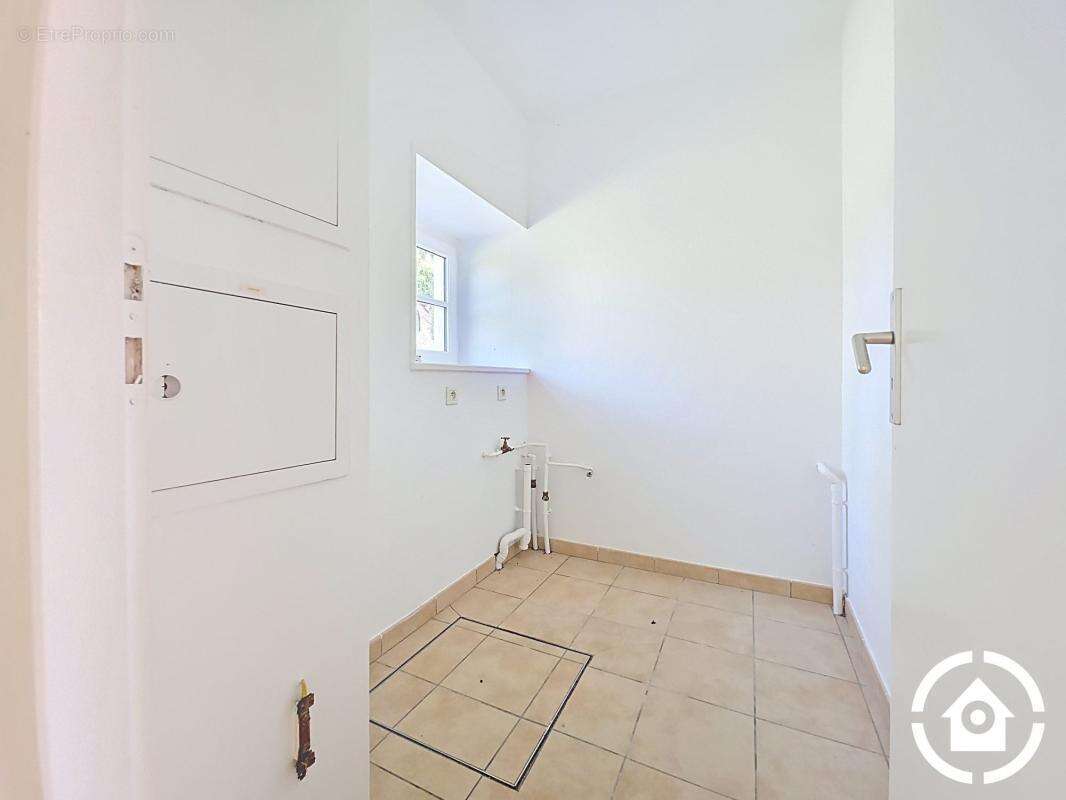 Belle maison de caractère au coeur de Gensac La Pallue - photo 8