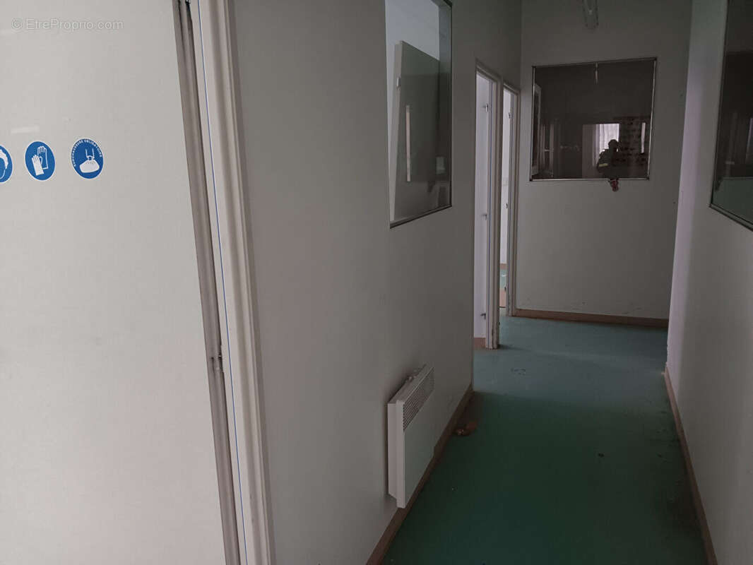 Commerce à LA CHARITE-SUR-LOIRE