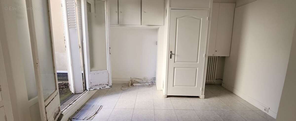 Appartement à PARIS-19E