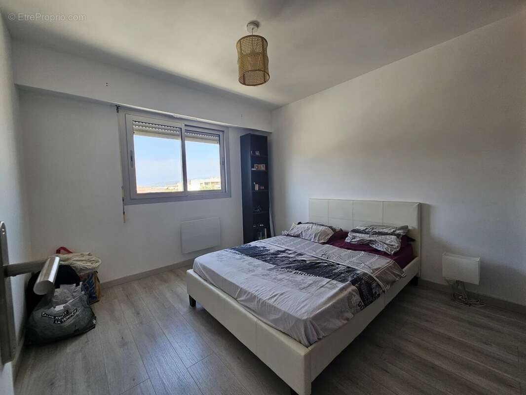 3 Pièces de 73,32 m² avec balcon, cave et parking en sous-sol / Saint Laurent du Var Centre / 5min de la mer et de l'aéroport - photo 10