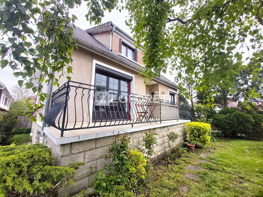 Maison à ROSNY-SOUS-BOIS