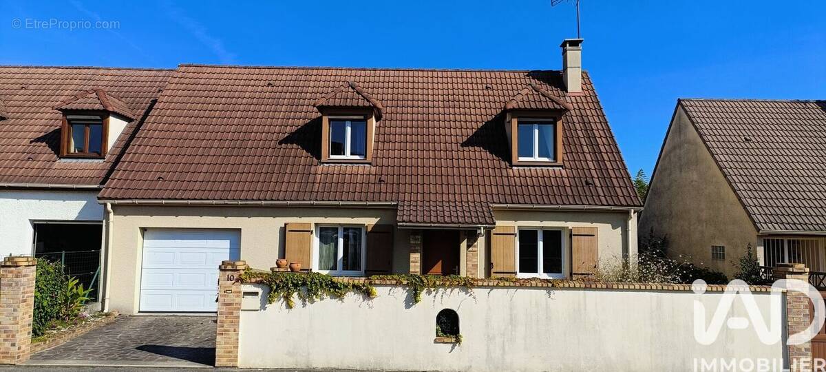 Photo 1 - Maison à OLLAINVILLE