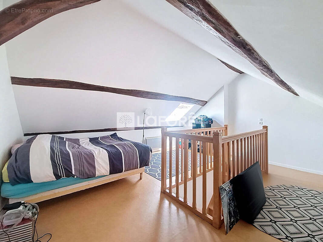 Maison à VERNEUIL-SUR-SEINE