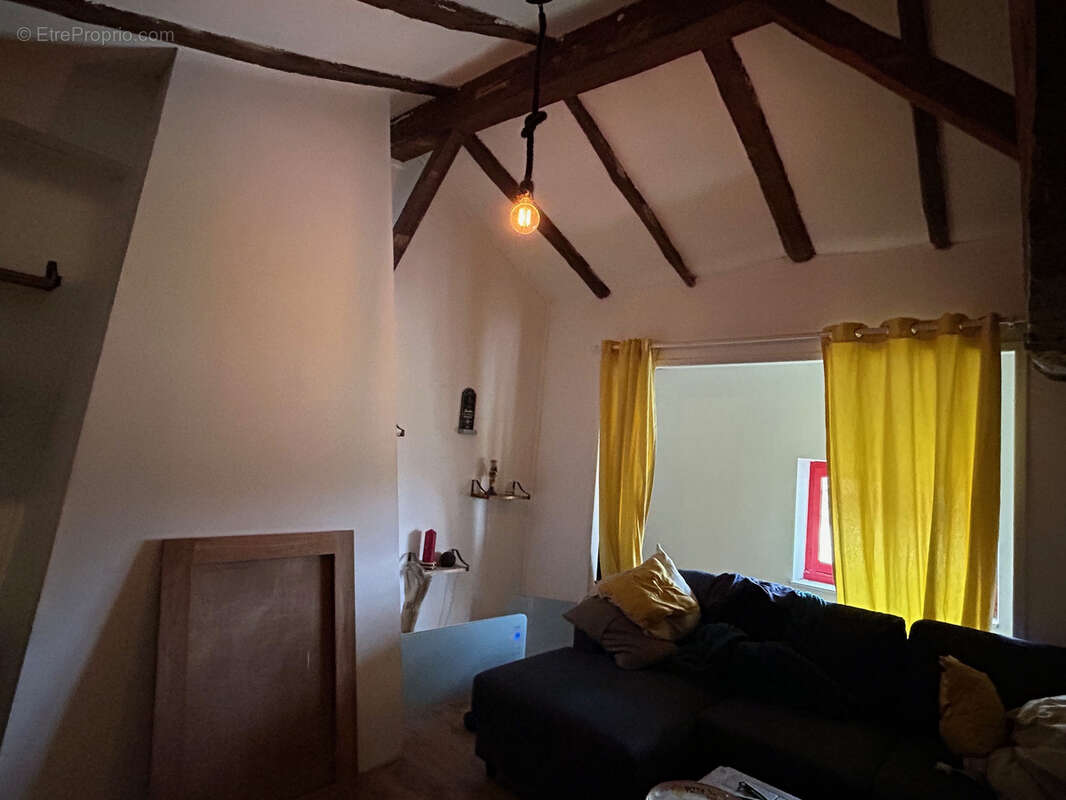 Maison à SAINT-PIERRE-DE-BUZET