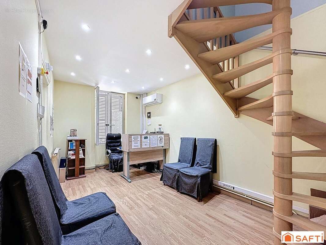 Photo 9 - Commerce à PONT-SUR-YONNE