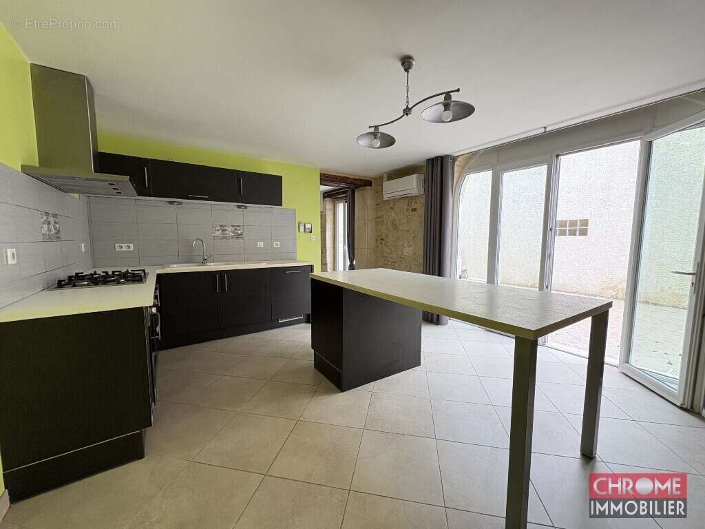 Maison à CASTELJALOUX