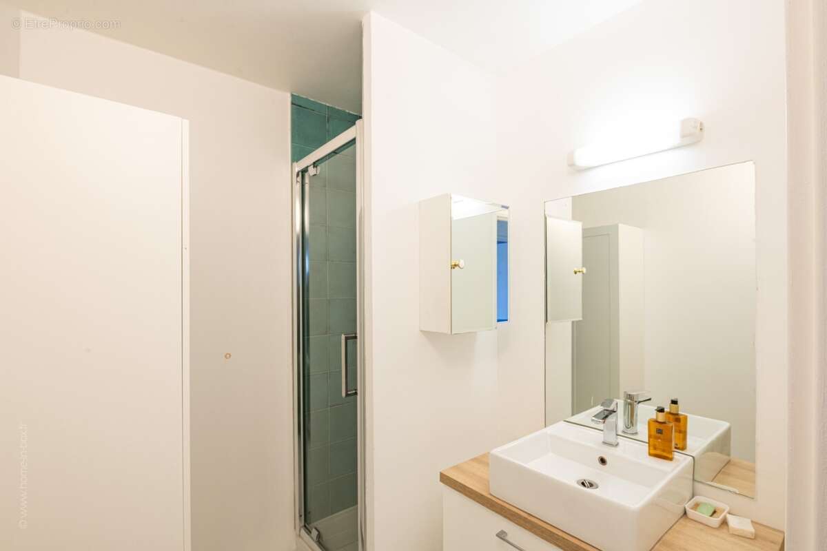 À VENDRE - Appartement T5 de 100 m² avec vue panoramique – Place des Fêtes, Paris 19ᵉ - photo 12