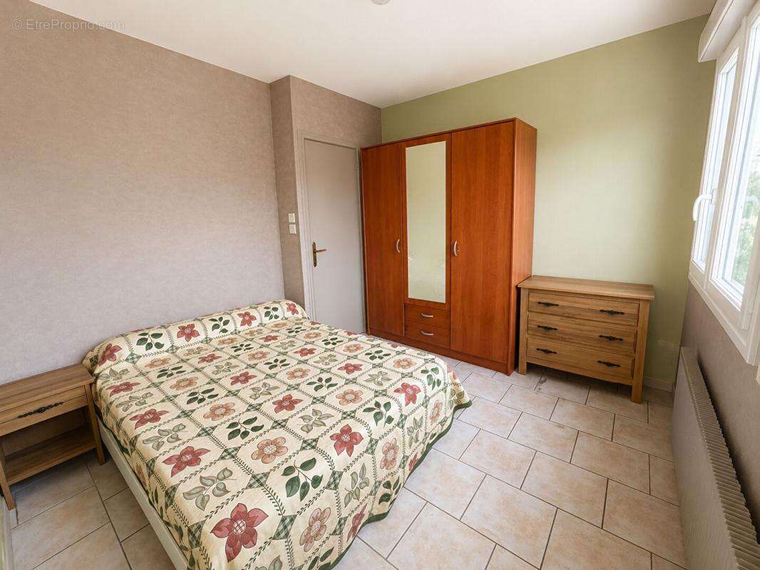Maison Lavare 5 pièce(s) 71 m2 - photo 4