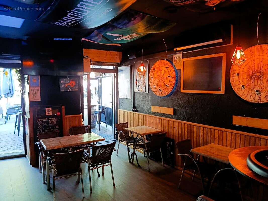 Photo 6 - Commerce à LES VANS