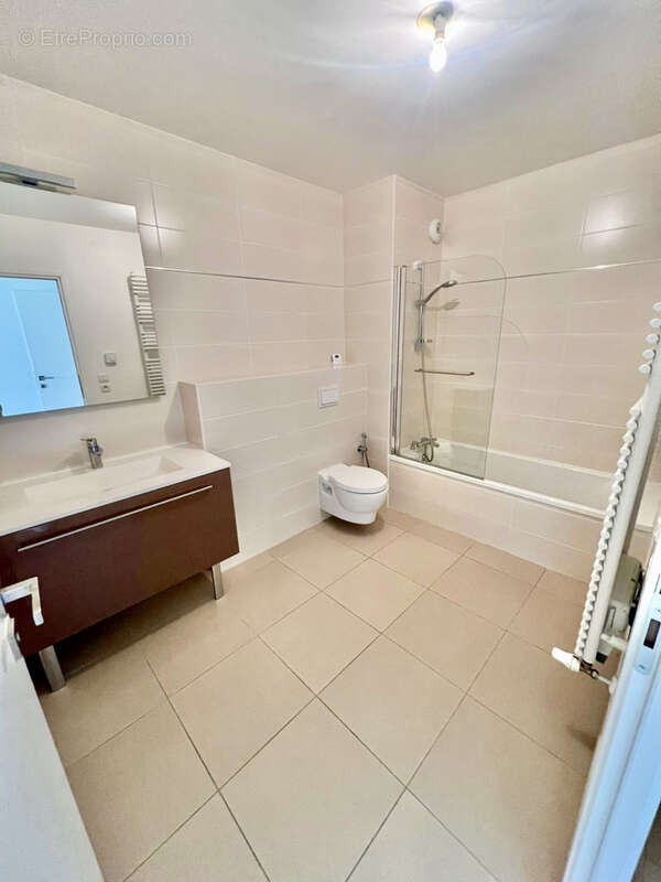 Appartement à DIVONNE-LES-BAINS