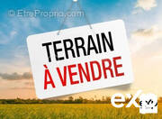 Terrain à ENTRE-DEUX