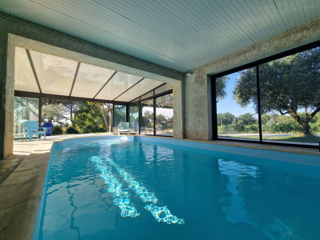 Maison à TUGERAS-SAINT-MAURICE