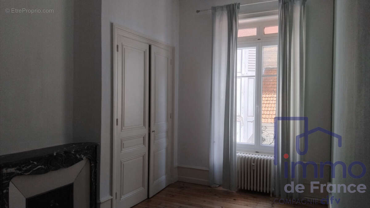 Appartement à SAINT-ETIENNE