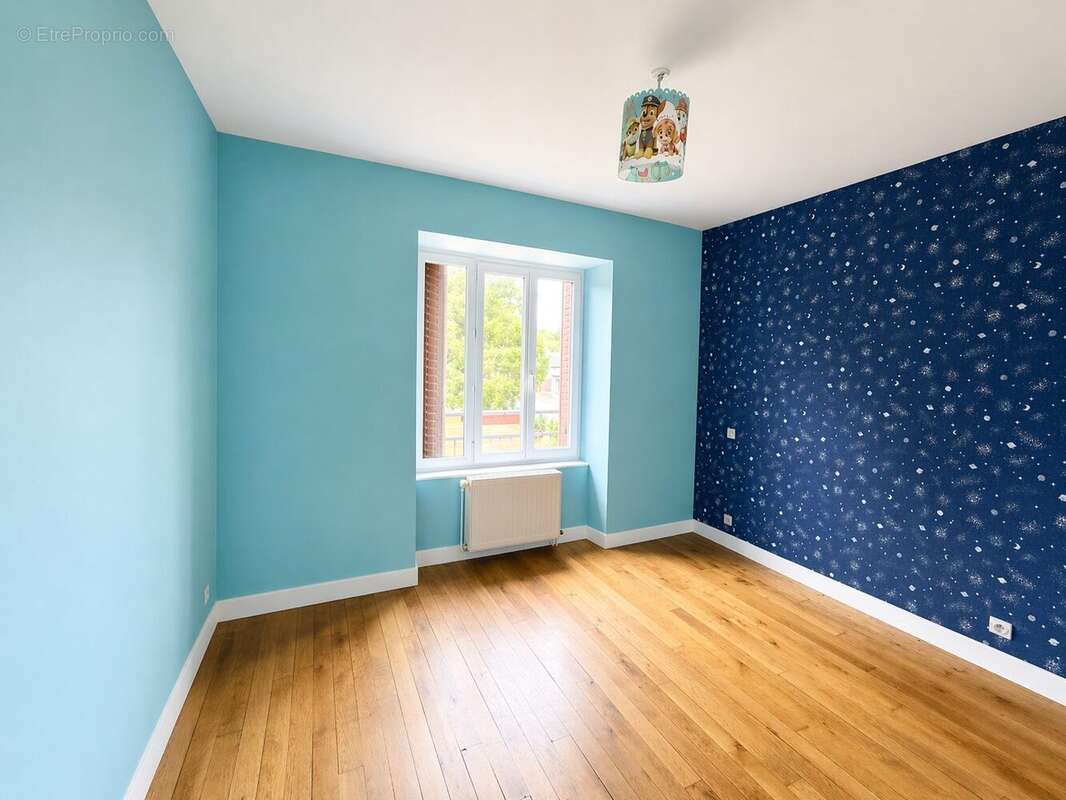 Chambre appartement n°1 - Appartement à EYMOUTIERS
