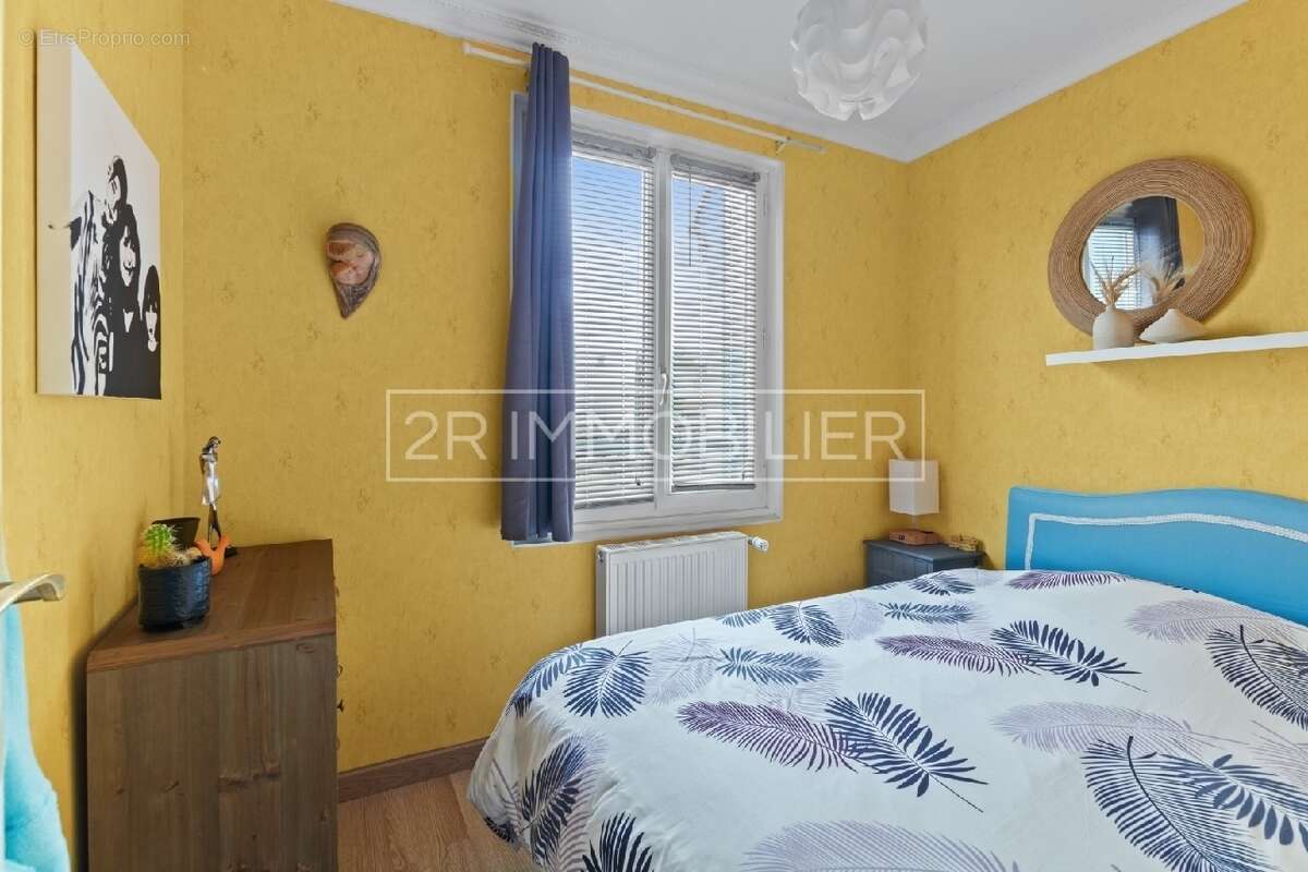 Maison à FERRIERES-EN-BRIE