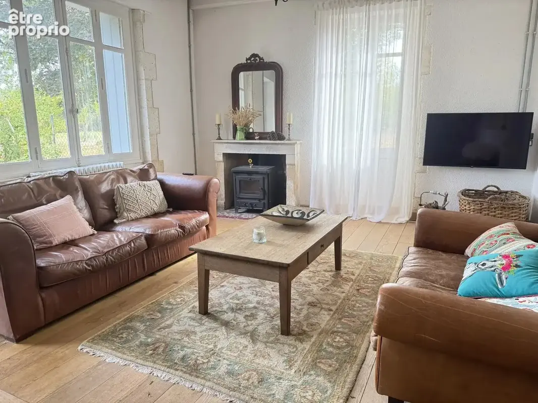 Charmante maison de plain-pied avec grange et piscine - photo 5
