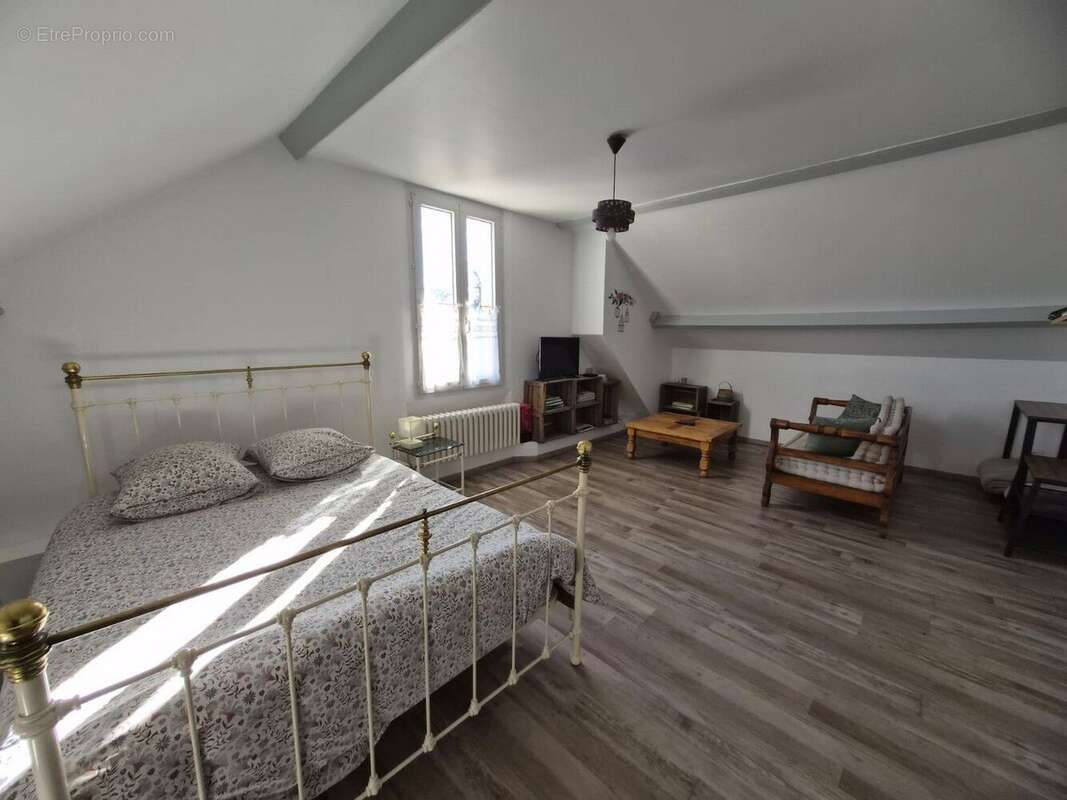 Appartement à AMILLY