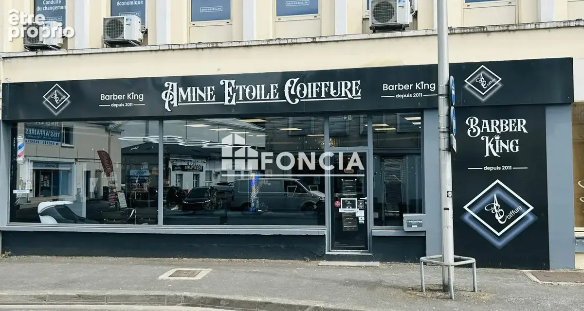 POITIERS GARE - Opportunité d'investissement, local commercial + Local commercial polyvalent, libre d'occupation - photo 1