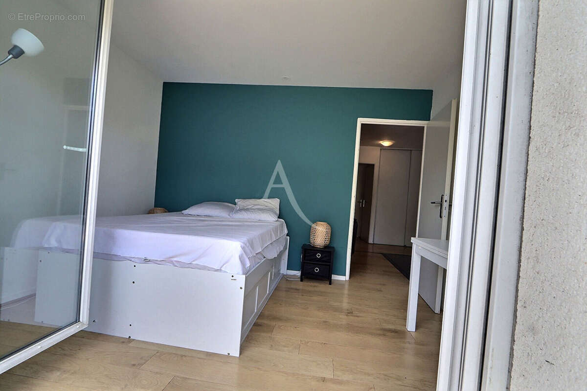 Appartement à AUBERVILLIERS