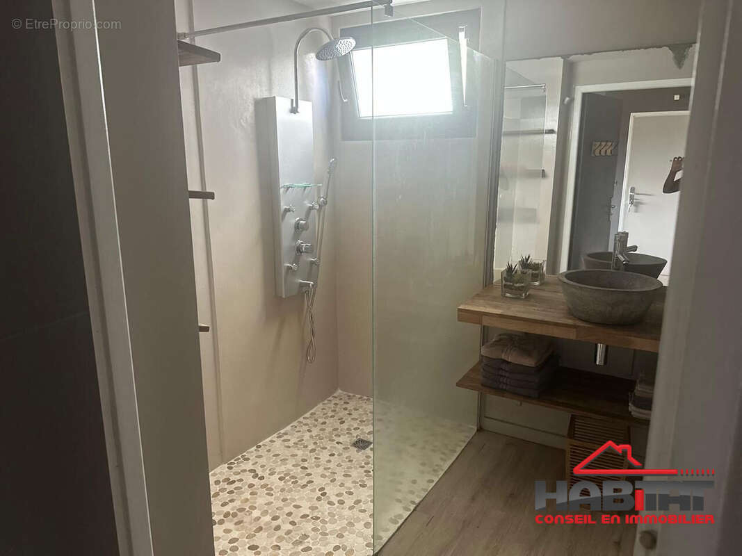 Appartement 62 m² à Fort-De-France  - photo 7