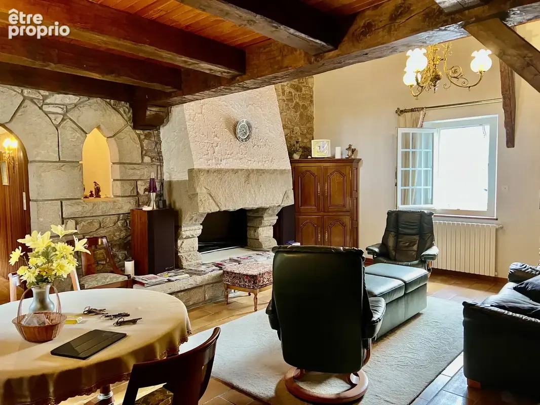 Erquy 22430, Situation exceptionnelle pour cette propriété en pierres de 240 m2 habitable - photo 7