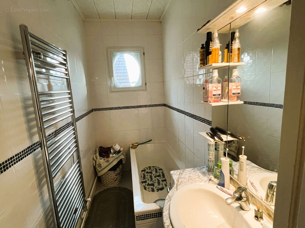 Maison à PONT-SAINTE-MAXENCE