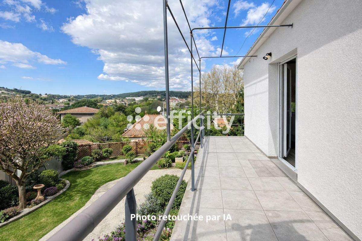 Maison à MARSEILLE-13E