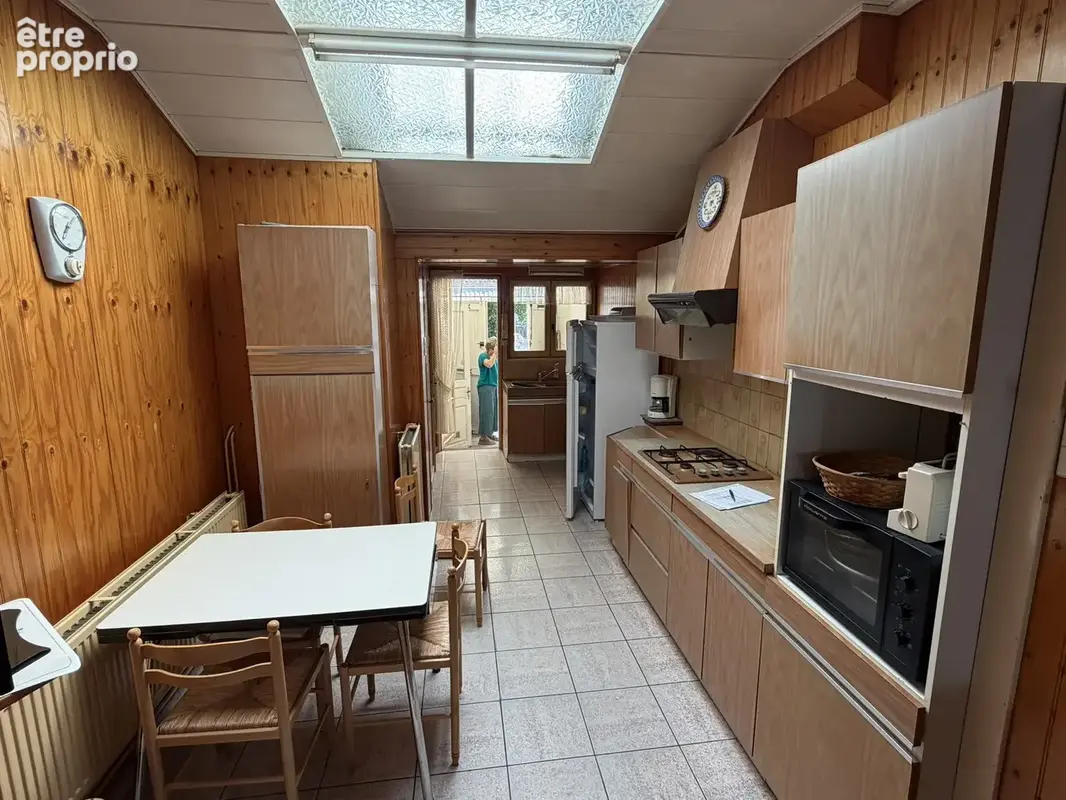 Bonne maison de ville avec jardin. - photo 7