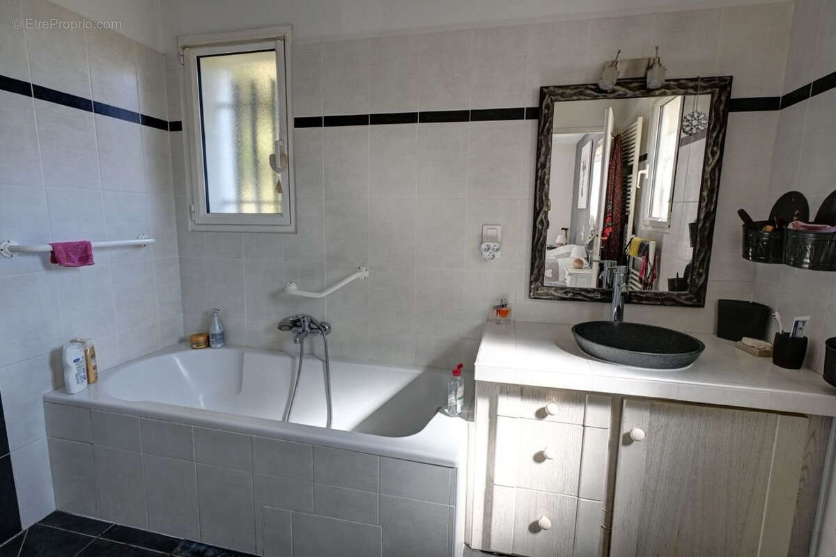 Maison à HAUTEFAGE-LA-TOUR