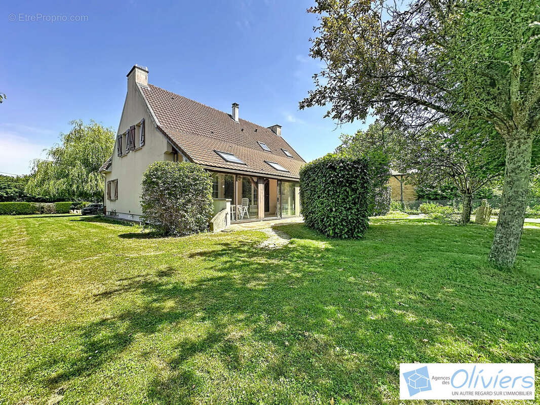 Maison à CHEVREUSE