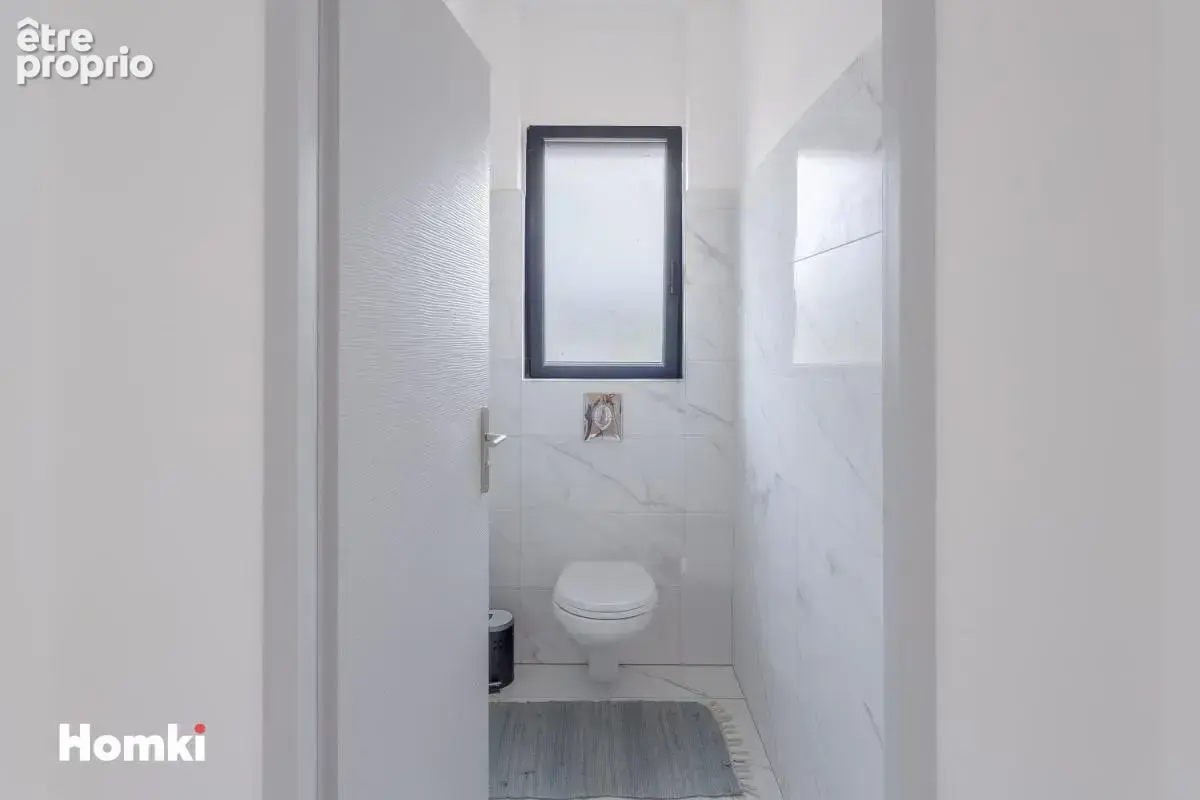 Maison contemporaine de 140 m2 sur terrain de 866 m2 - photo 11