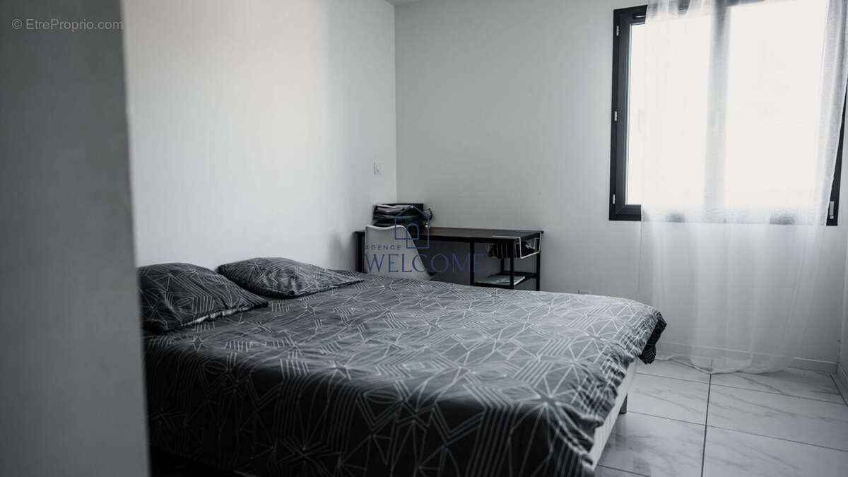 Maison à BAGNOLS-SUR-CEZE