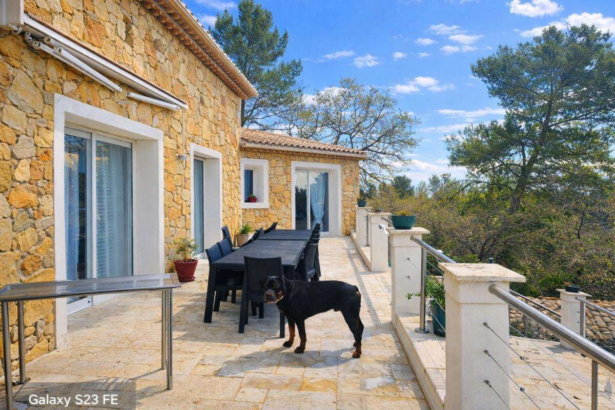 Maison à LE CANNET-DES-MAURES