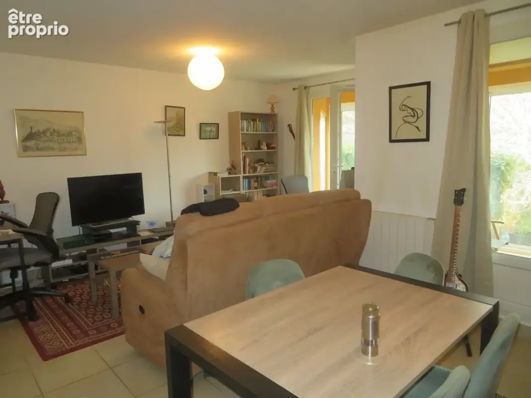 Belle MAISON sur 2 niveaux de 95 m3 à vendre centre ville de DIGNE LES BAINS (04) - photo 7