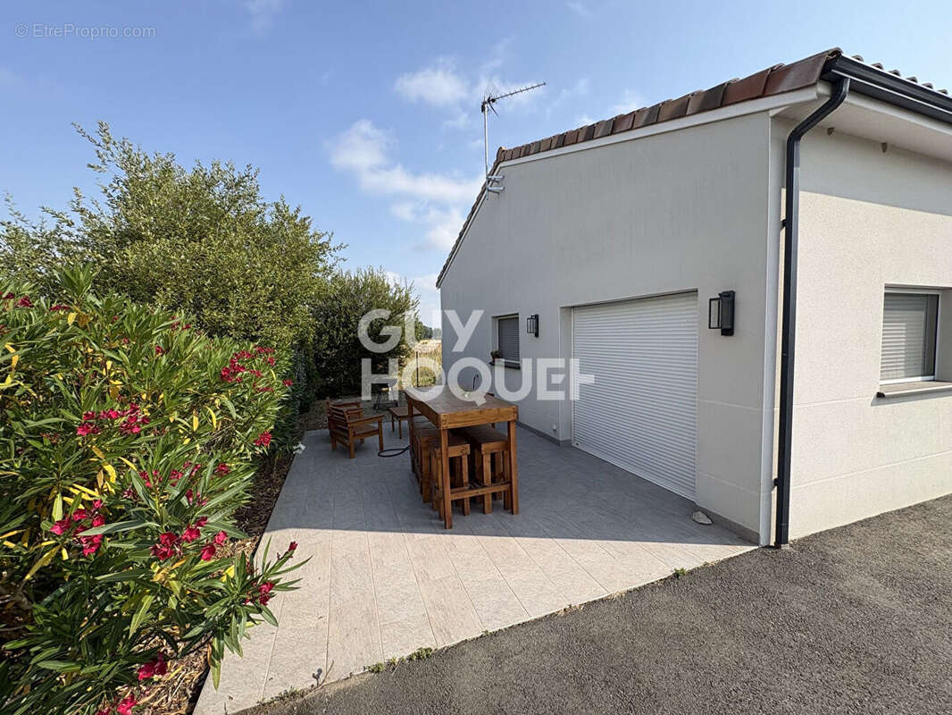 Appartement à FRONTON