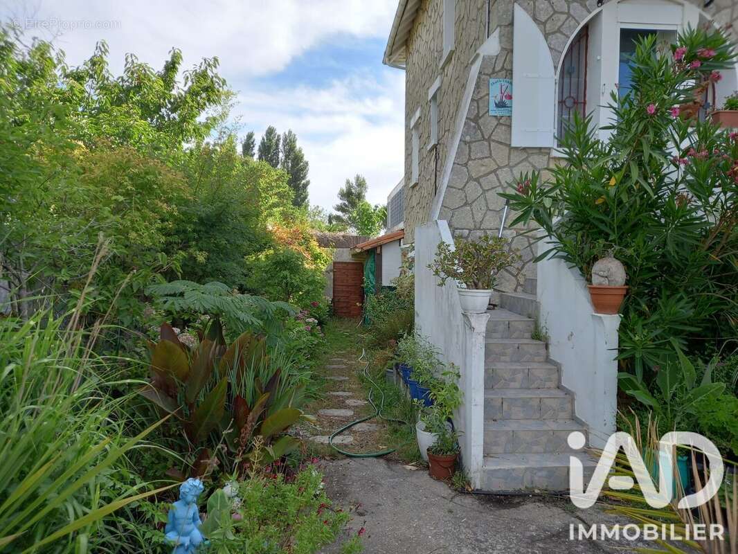 Maison 147 m² à Saujon  - photo 2