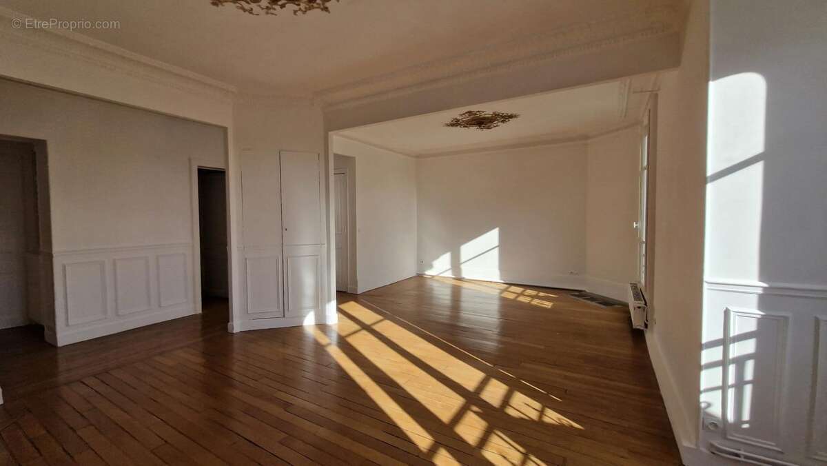 Appartement à BOIS-COLOMBES