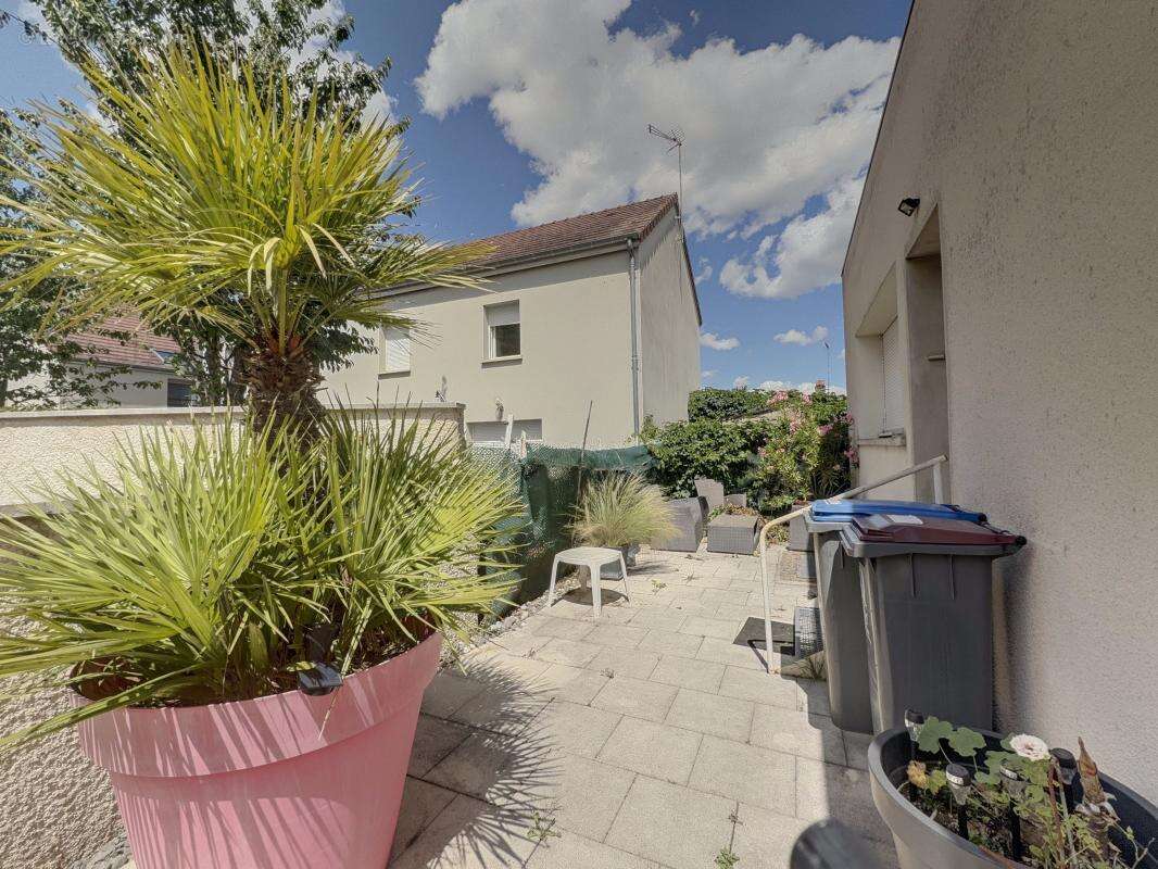Appartement à GENLIS