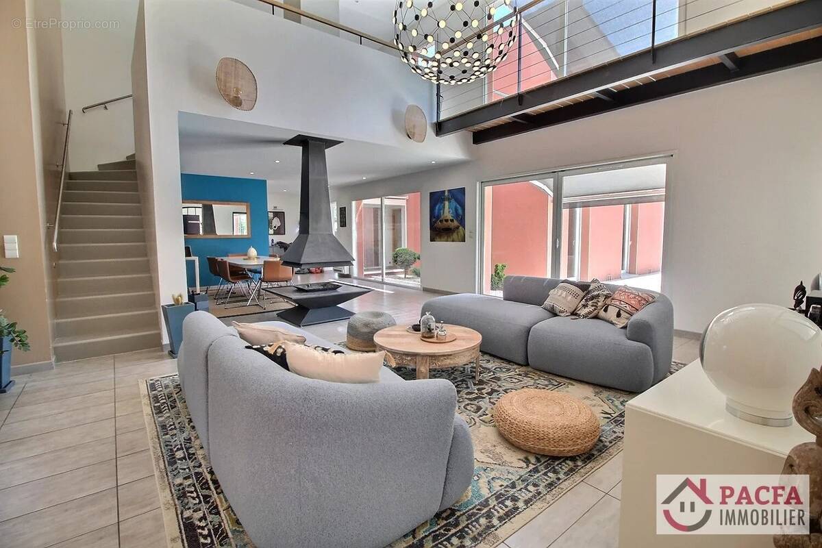 Maison à CAMBOUNET-SUR-LE-SOR