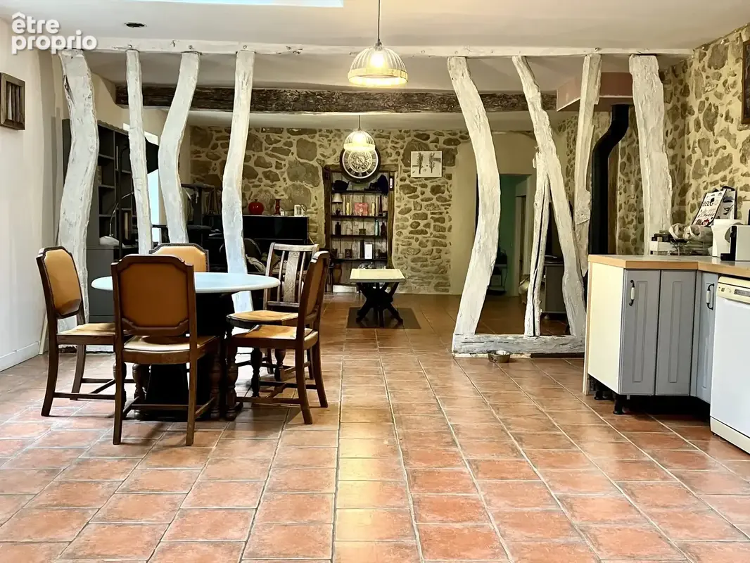 Maison 209 m² à Lauzun  - photo 2