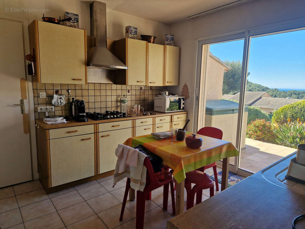 Maison à LA VALETTE-DU-VAR