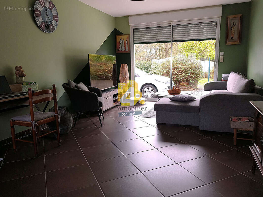 Maison à LA CHAPELLE-DES-MARAIS